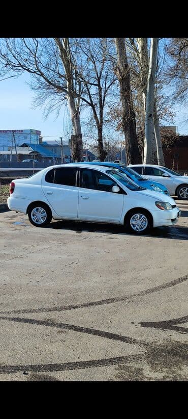 машина япошки: Toyota Platz: 2000 г., 1.5 л, Автомат, Бензин, Седан — 6