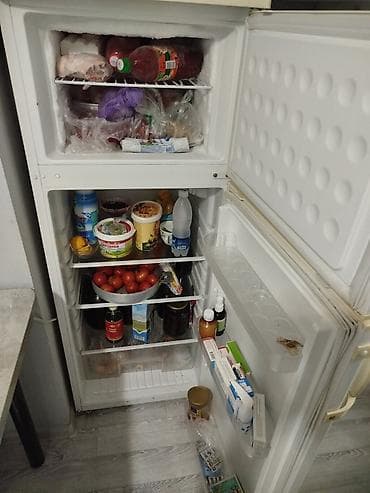 Холодильники: Холодильник Двухкамерный — 3