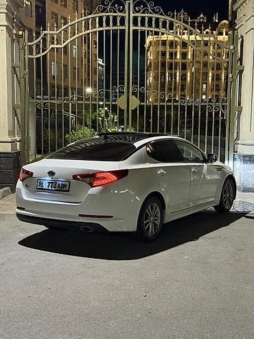 противен: Kia K5: 2010 г., 2 л, Бензин, Седан — 5