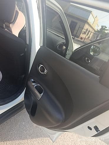 Транспорт: Nissan Juke: 2011 г., 1.6 л, Автомат, Бензин, Кроссовер — 6