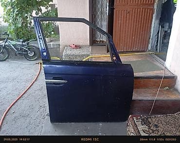 Дверь Передняя правая Honda, Б/у, Оригинал at lalafo.kg Дверь Передняя правая Honda, Б/у, Оригинал