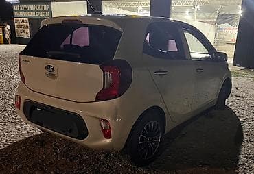 салон для машины: Kia Morning: 2018 г., Автомат, Бензин, Хэтчбэк — 3