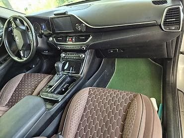 2354018 шина: Hyundai Grandeur: 2018 г., 3 л, Автомат, Газ, Седан — 4