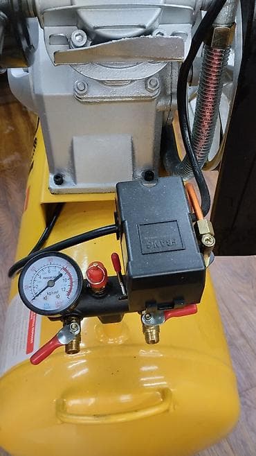 Компрессоры: Рольф компрессор 1 фазка 220ват 80л 2 поршын масленный компрессор — 3