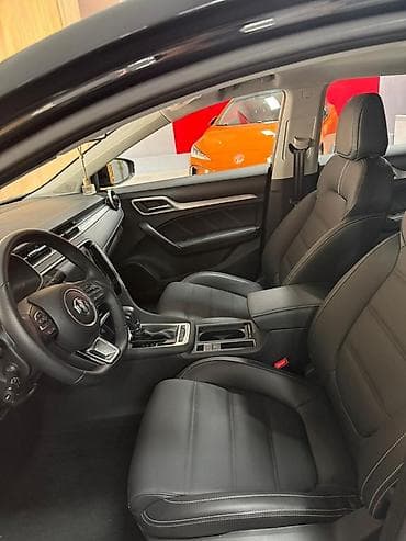 MG: MG : 2024 г., 1.5 л, Автомат, Бензин, Седан — 6