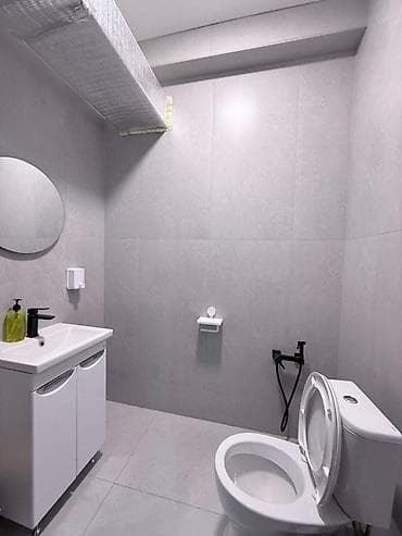 Коммерческая недвижимость: Аренда офисов, 90 м², В бизнес центре, 1 линия — 9