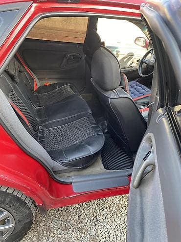 лексус рс 300: Mazda 626: 1992 г., 2 л, Механика, Бензин, Хэтчбэк — 10
