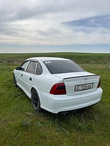 фари опель омега б: Opel Vectra: 2001 г., 1.6 л, Механика, Бензин, Седан — 4