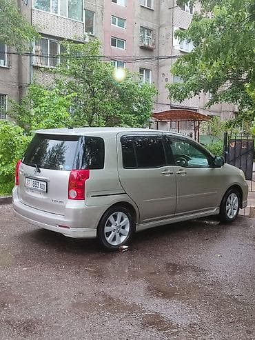 step 2: Toyota Raum: 2003 г., 1.5 л, Автомат, Бензин, Минивэн — 5