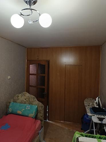 1000: 3 комнаты, 58 м², 104 серия, 2 этаж, Старый ремонт — 5