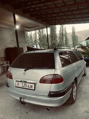 Toyota Avensis: 2002 г., 2 л, Механика, Дизель, Универсал — 3