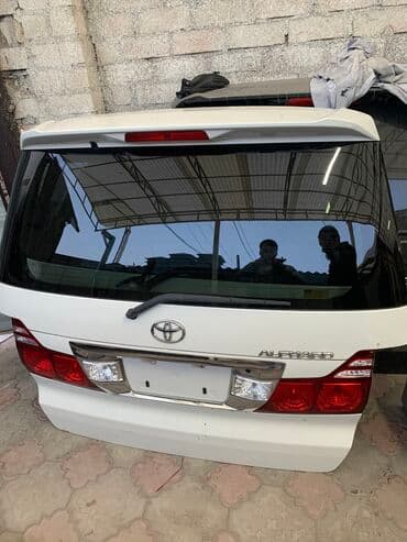 крышка багажник: Крышка багажника Toyota, 2006 г., Оригинал — 1