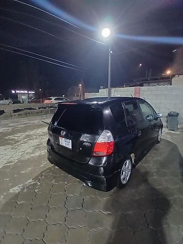 туманик на фит: Honda Fit: 2002 г., 1.3 л, Вариатор, Бензин, Хэтчбэк — 4