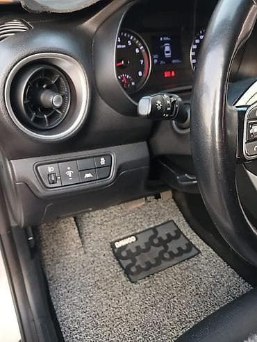 byd e3: Kia K3: 2019 г., 1.6 л, Автомат, Бензин, Седан — 9