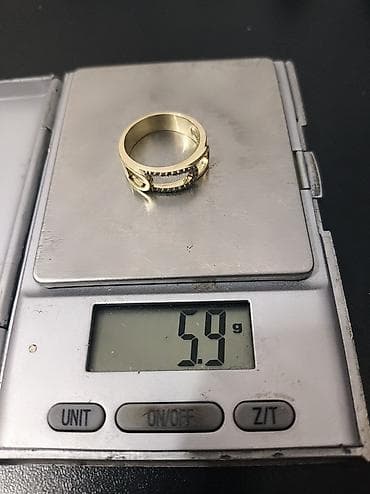 Золотое кольцоможно как обручальное,жёлтое золото с дорожкой