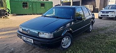 Volkswagen Passat: 1988 г., 1.8 л, Механика, Бензин, Седан at lalafo.kg Volkswagen Passat: 1988 г., 1.8 л, Механика, Бензин, Седан