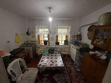 Коммерческая недвижимость: 3х комнатный дом, кухня территория 4,8 соток, большой металлический — 9