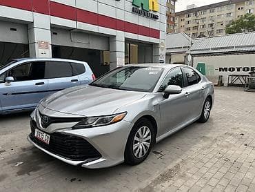 Toyota: Toyota Camry: 2020 г., 2.5 л, Вариатор, Гибрид, Седан — 1