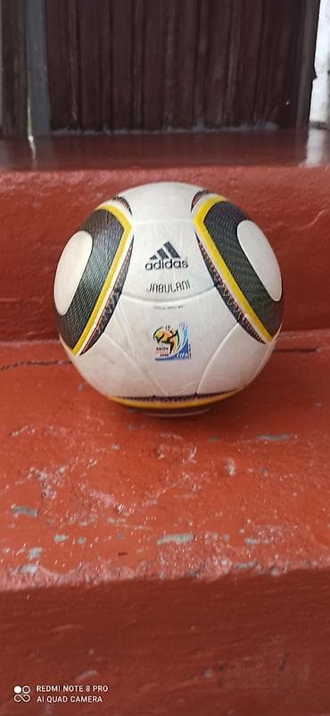 спальный б у: Футбольный мяч Adidas Jabulani (официальный мяч ЧМ-2010, маркировка — 3