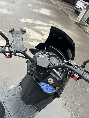 макси бу: Макси-скутер 150 куб. см, Бензин, Б/у — 7