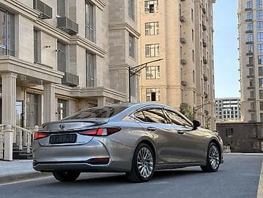 Lexus: Lexus ES: 2019 г., 2.5 л, Вариатор, Гибрид, Седан — 4