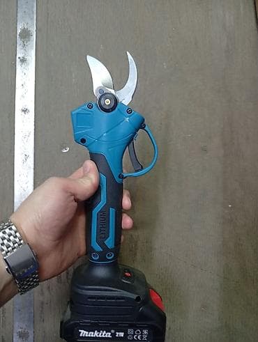 Ручные секаторы