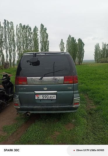 водный катер: Nissan Elgrand: 1998 г., 3.2 л, Автомат, Дизель, Минивэн — 2