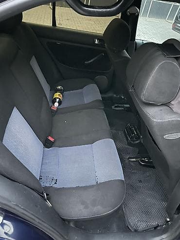 макс: Volkswagen Bora: 1999 г., 2 л, Бензин, Седан — 5