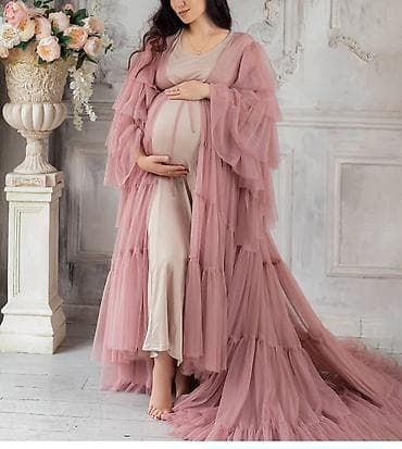 Киреге берилүүчү кийимдер: Сдаю платье на прокат для фотосессии.Для фотосессии беременных.Основа — 1