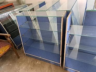 Торговое оборудование: Стеклянные витрины/прилавки для магазина - Формат: напольные витрины — 4
