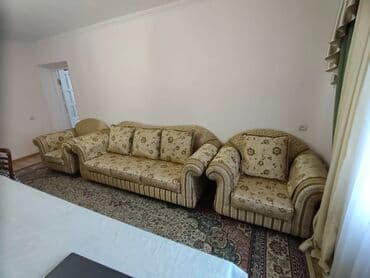 кожаные кресло: Прямой диван, Б/у, Трехместный — 1