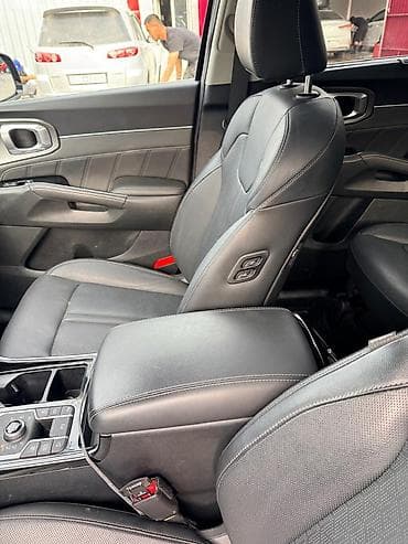 продаю кия соренто: Kia Sorento: 2021 г., 2.2 л, Автомат, Дизель, Кроссовер — 10