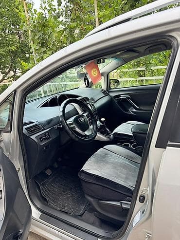 купить багажник бокс на крышу бу: Toyota Verso: 2013 г., 1.6 л, Механика, Бензин, Универсал — 6
