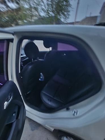 кич саренто: Kia Picanto: 2018 г., 1 л, Автомат, Бензин, Хэтчбэк — 7