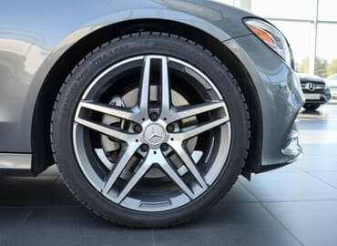 перфорированные тормозные диски: Дөңгөлөктөр монтажда 245 / 40 / R 18, Куйма, тешиктери - 5 — 2