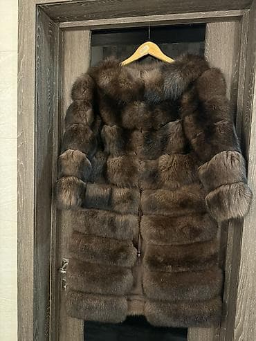 Шуба, Песец, По колено, S at lalafo.kg Шуба, Песец, По колено, S