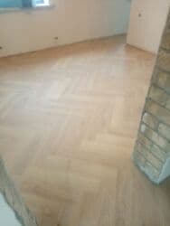 пол б у: Ложим ламинат,-300сом Кварц винил -450сом Линолеум -150сом Наливной — 8