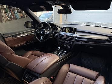 санта 2016: BMW X5: 2016 г., 3 л, Автомат, Дизель, Внедорожник — 7