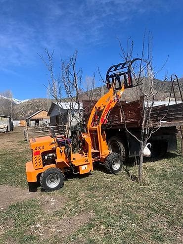 john dere: Погрузчик, 2026 г., Колесный, Фронтальный — 1