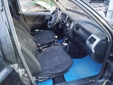 124 e500: Volkswagen Golf: 1994 г., Механика, Газ, Хэтчбэк — 10