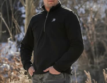 прокат мужских костюмов [возьми на прокат] бишкек фото: Мужской свитер, L, Новый, цвет - Черный, Платная доставка, Самовывоз, Бесплатная доставка — 1