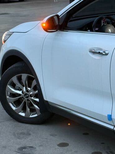 авто из кореи в наличии в бишкеке: Kia Sorento: 2019 г., 2 л, Автомат, Дизель, Кроссовер — 8