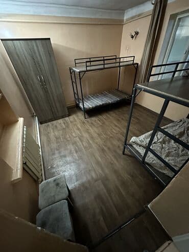 продажа частных домов бишкек: Дом, 180 м², 8 комнат, Собственник — 11