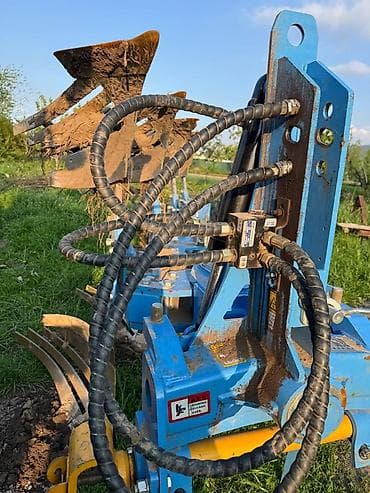 lexus ls 500 v8: Оборотный навесной плуг для трактора почти новый один сезон только — 2