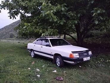 часы диски: Audi 100: 1988 г., 1.8 л, Механика, Бензин, Седан — 4
