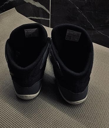 женский туфли: Мужские кроссовки, 39.5, Asics, Новый, цвет - Черный, Самовывоз — 2