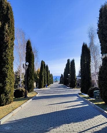 продаю квартиру иссык куль: 🏖 Продаётся 1-комнатная квартира в ЦО «Карвен», Иссык-Куль 📍 с — 3