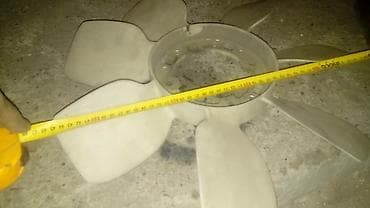 Автомобильные камеры: Продам вентилятор на какую именно машину незнаю. Сам он новый! — 3