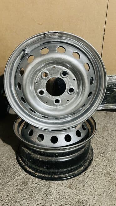 диск на sprinter: Железные Диски R 15 Mercedes-Benz, Пара, Б/у — 2