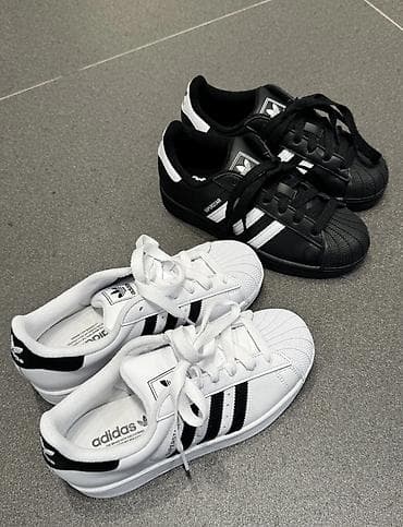 челси мужской: ПРОДАЮ ЧЕРНЫЙ И БЕЛЫЙ‼️НОВЫЕ‼️ РАЗМЕР 38 Кеды Adidas Superstar — 1